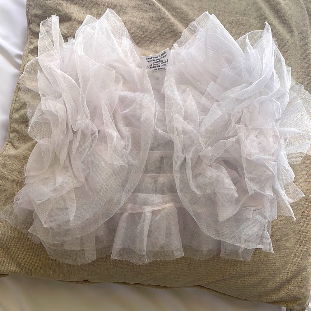 White Ooh La, La! Couture Bolero jacket. Size 4t